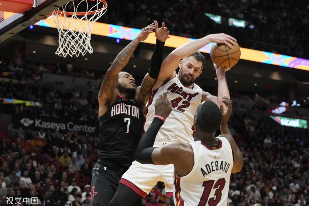 他作为球场 他作为球场