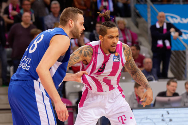 的现代篮球 的现代篮球